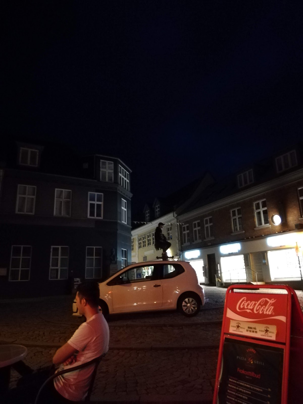 Photo of Pizza & Stjerne Grill - Lille Torv 6, 7700 Thisted