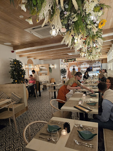 Photo of Mediterranean (Aberdeen) - 24-26 Thistle St, Aberdeen AB10 1XD