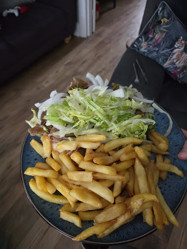 Photo of Flaming Grill - Kebabs & Burgers - 89 Guildford St, Chertsey KT16 9AS