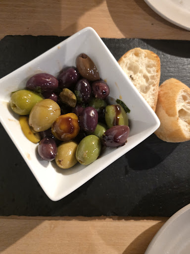 Photo of Mediterranèa - 4 Viewfield Pl, Stirling FK8 1NQ