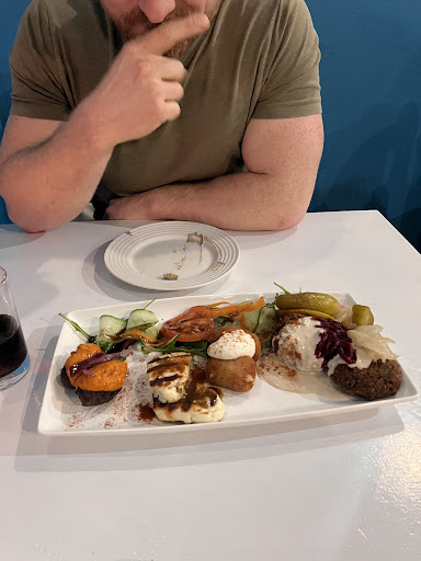 Photo of Mediterranèa - 4 Viewfield Pl, Stirling FK8 1NQ