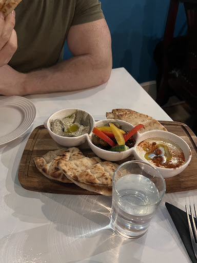 Photo of Mediterranèa - 4 Viewfield Pl, Stirling FK8 1NQ