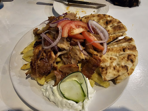 Photo of Mediterranèa - 4 Viewfield Pl, Stirling FK8 1NQ