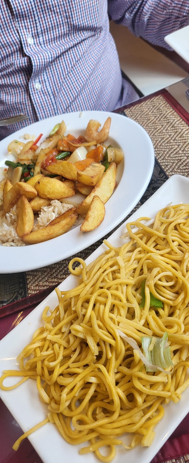 Photo of Restaurant Royal Thai - 31-33 West Port, Arbroath DD11 1RF