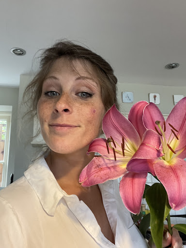 Photo of Salata Ashford - 4 Bank St, Ashford TN23 1BX