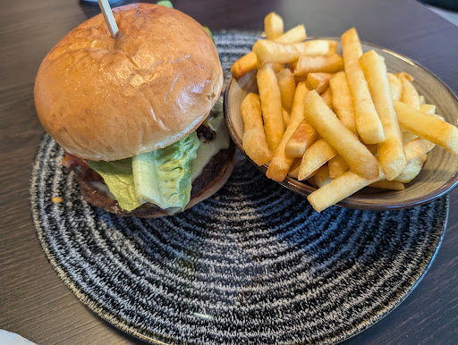 Photo of Burger Boys - 160 Faversham Rd, Kennington, Ashford TN24 9AE