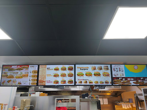 Photo of SLAMBURGER® Aylesbury - Halal Burgers - 4, Villiers Buildings, Buckingham St, Aylesbury HP20 2LE