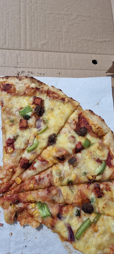 Photo of Caprinos Pizza Aylesbury - 127 Cambridge St, Aylesbury HP20 1BT