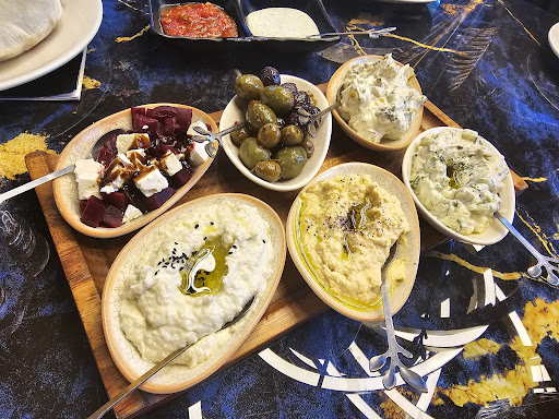 Photo of Opuz Aylesbury - Unit 9, The Exchange, Aylesbury HP20 1UR