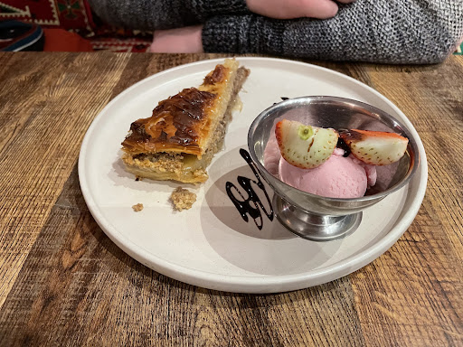 Photo of Kuzzu Turkish Bar & Grill - 56 Kingsbury, Aylesbury HP20 2JE