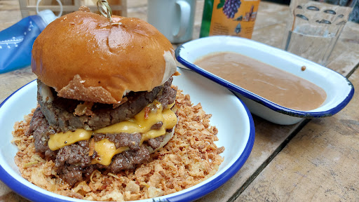 Photo of Smokey Trotters Kitchen - 233 London Rd, Glasgow G40 1PE