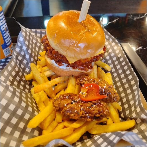 Photo of Chicky’s - 120 Duke St, Glasgow G4 0XW