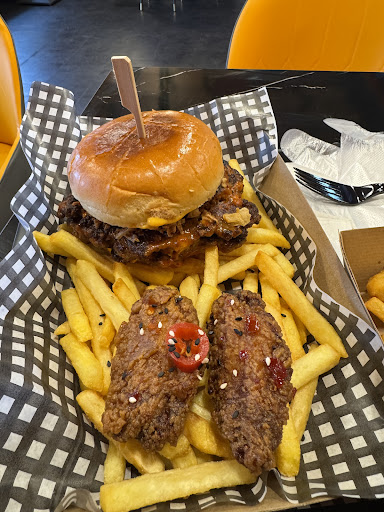 Photo of Chicky’s - 120 Duke St, Glasgow G4 0XW