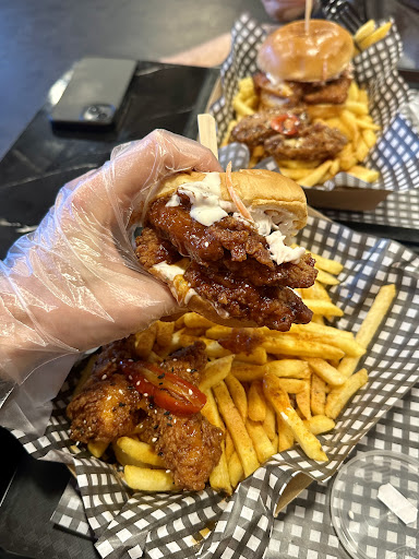 Photo of Chicky’s - 120 Duke St, Glasgow G4 0XW