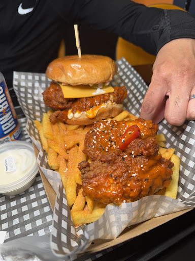 Photo of Chicky’s - 120 Duke St, Glasgow G4 0XW