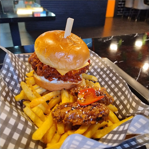 Photo of Chicky’s - 120 Duke St, Glasgow G4 0XW