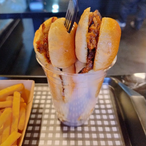 Photo of Chicky’s - 120 Duke St, Glasgow G4 0XW