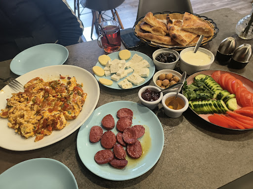 Photo of Shettleston Kebab House - 1527 Shettleston Rd, Glasgow G32 9AS