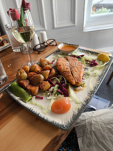 Photo of Turkiye EFES Restaurant Uddingston - 8-10 Glasgow Rd, Uddingston, Glasgow G71 7AS