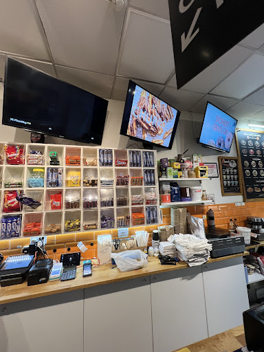 Photo of Munchies - 49 High St, Chipping Barnet, Barnet EN5 5UW