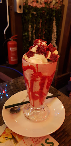 Photo of Munchies - 49 High St, Chipping Barnet, Barnet EN5 5UW