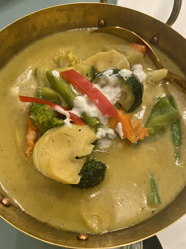 Photo of Bee Thai Restaurant and Takeaway - 107 Central Ave, Beeston, Nottingham NG9 2QS