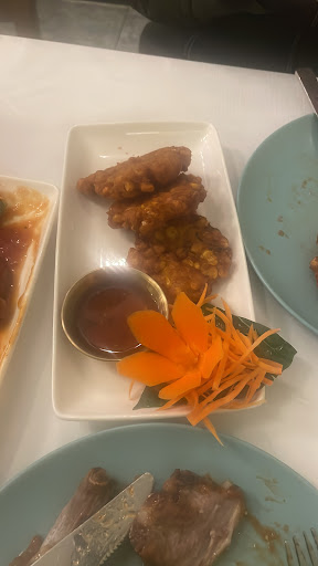 Photo of Bee Thai Restaurant and Takeaway - 107 Central Ave, Beeston, Nottingham NG9 2QS