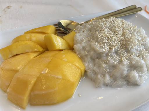 Photo of Bee Thai Restaurant and Takeaway - 107 Central Ave, Beeston, Nottingham NG9 2QS