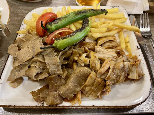 Photo of Rakki Rakkas - 575a Mansfield Rd, Sherwood, Nottingham NG5 2JN