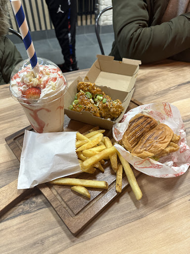 Photo of Chicken Licious & Peri Peri - 142 High Rd, Beeston, Nottingham NG9 2LN