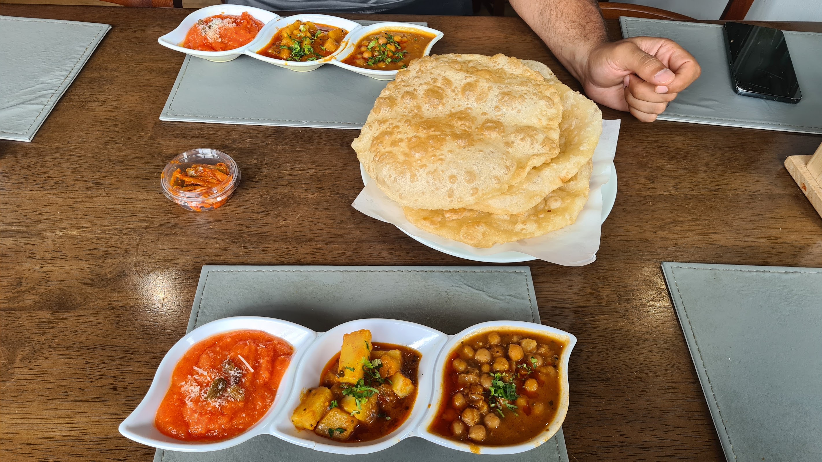 Photo of SHAHJEEs Restaurant & Takeaway Nottingham - 199 Berridge Rd, Forest Fields, Nottingham NG7 6HR