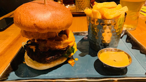 Photo of Harvester Wilford Farm Nottingham - 1 Clifton Ln, Wilford, Nottingham NG11 7AT