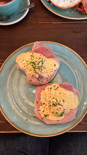 Photo of Bill's Nottingham Restaurant - 15 Queen St, Nottingham NG1 2BL