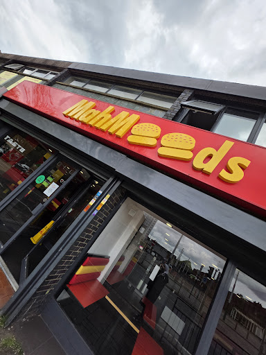 Photo of Mahmoods Nottingham - 117, 119 Radford Rd, Nottingham NG7 5DU