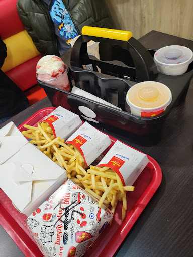 Photo of Mahmoods Nottingham - 117, 119 Radford Rd, Nottingham NG7 5DU