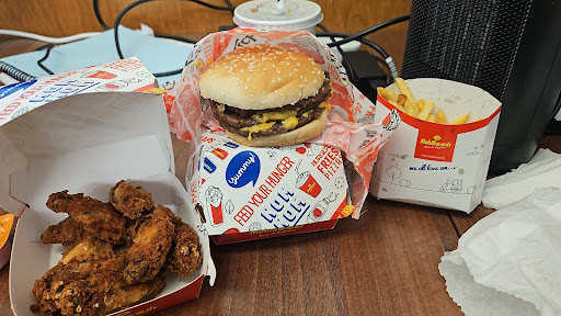 Photo of Mahmoods Nottingham - 117, 119 Radford Rd, Nottingham NG7 5DU