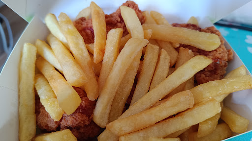 Photo of 2 Cucina Beeston - 117A Woodside Rd, Nottingham NG9 2SB