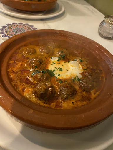 Photo of Goat in the Tree - 16 Park Rd, Glasgow G4 9JG