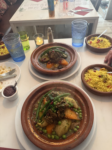 Photo of Goat in the Tree - 16 Park Rd, Glasgow G4 9JG