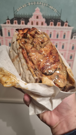 Photo of The Sphinx Belfast - 74 Stranmillis Rd, Belfast BT9 5AD