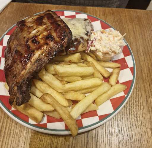 Photo of Frankie & Benny's - Roof Garden, Shopping Centre, Victoria Square, Belfast BT1 4QG