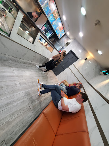 Photo of Bicester Kebab & Pizza House - 32 Market Square, Bicester OX26 6AG