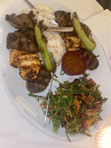 Photo of Denis Turkish & Mediterranean Restaurant - 92 Sheep St, Bicester OX26 6LP