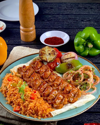 Photo of Curry & Grill - 7 Holm Square, Bicester OX26 3YQ