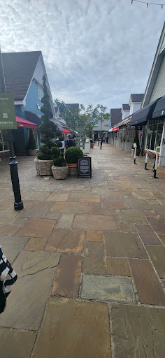 Photo of Ottolenghi Bicester Village - 82 Pingle Dr, Bicester OX26 6WN