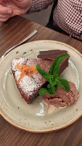 Photo of Layalina Billericay - 18 High St, Billericay CM12 9BQ