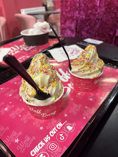 Photo of Waff-La-Burg - 559 New S Promenade, Blackpool FY4 1NF