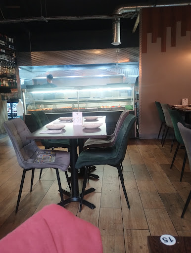 Photo of Meram Kitchen - 17 High St, Christchurch BH23 1AB