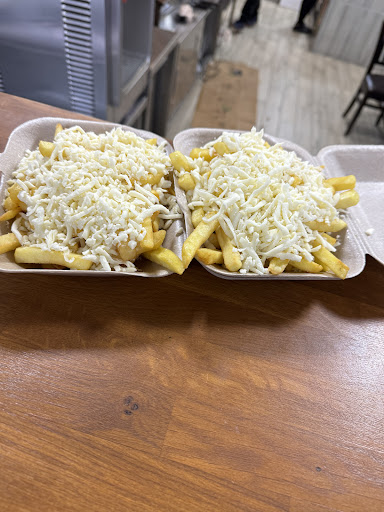 Photo of Burger Inn Café Kebab - 105 High St, Chesham HP5 1DE