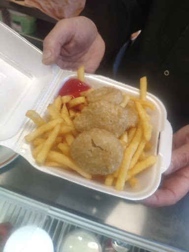 Photo of Arzet Lebnan - 6, World's End Place, London SW10 0HE